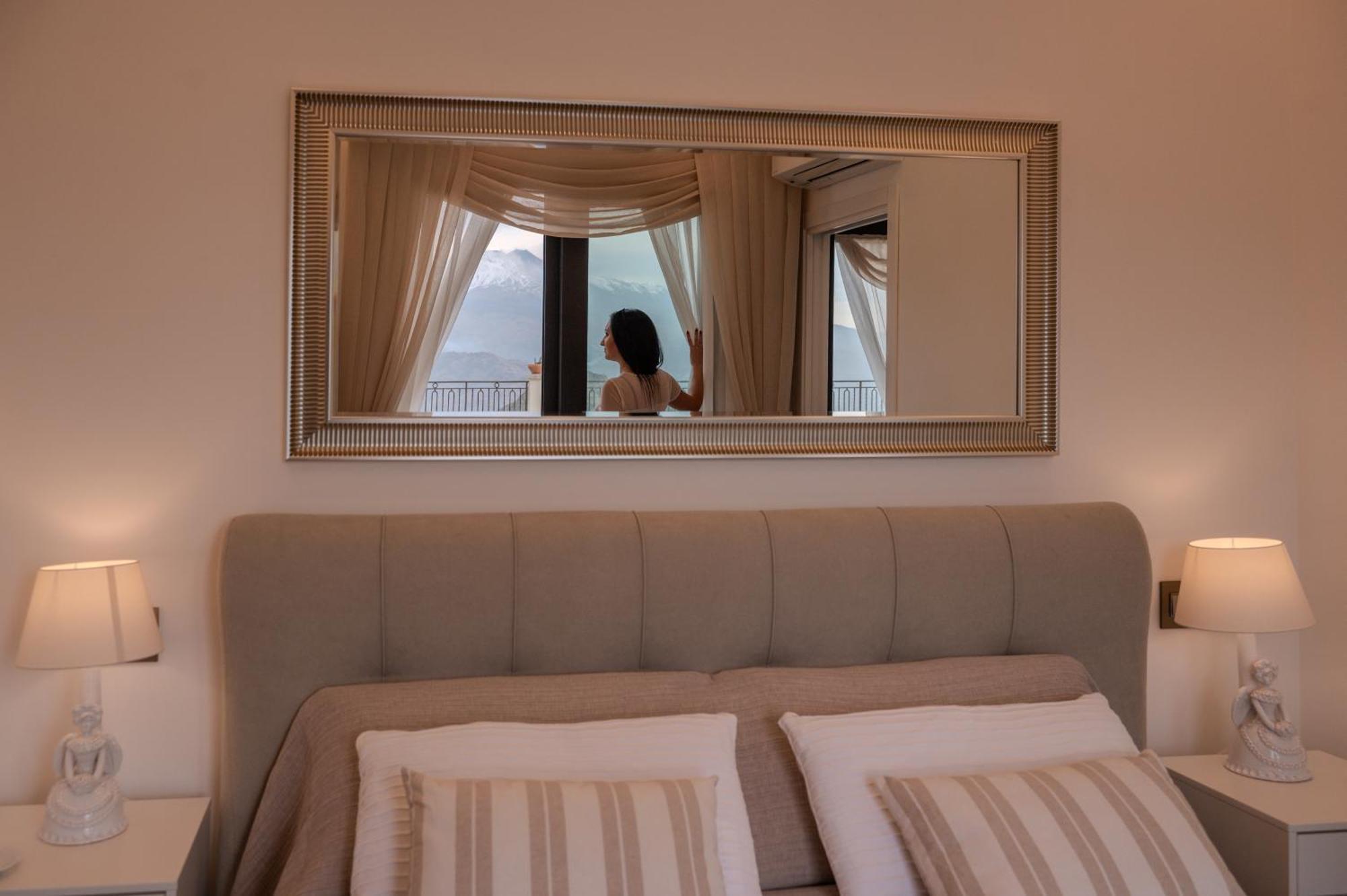 La Chicca Sicily Holiday House カステルモーラ エクステリア 写真