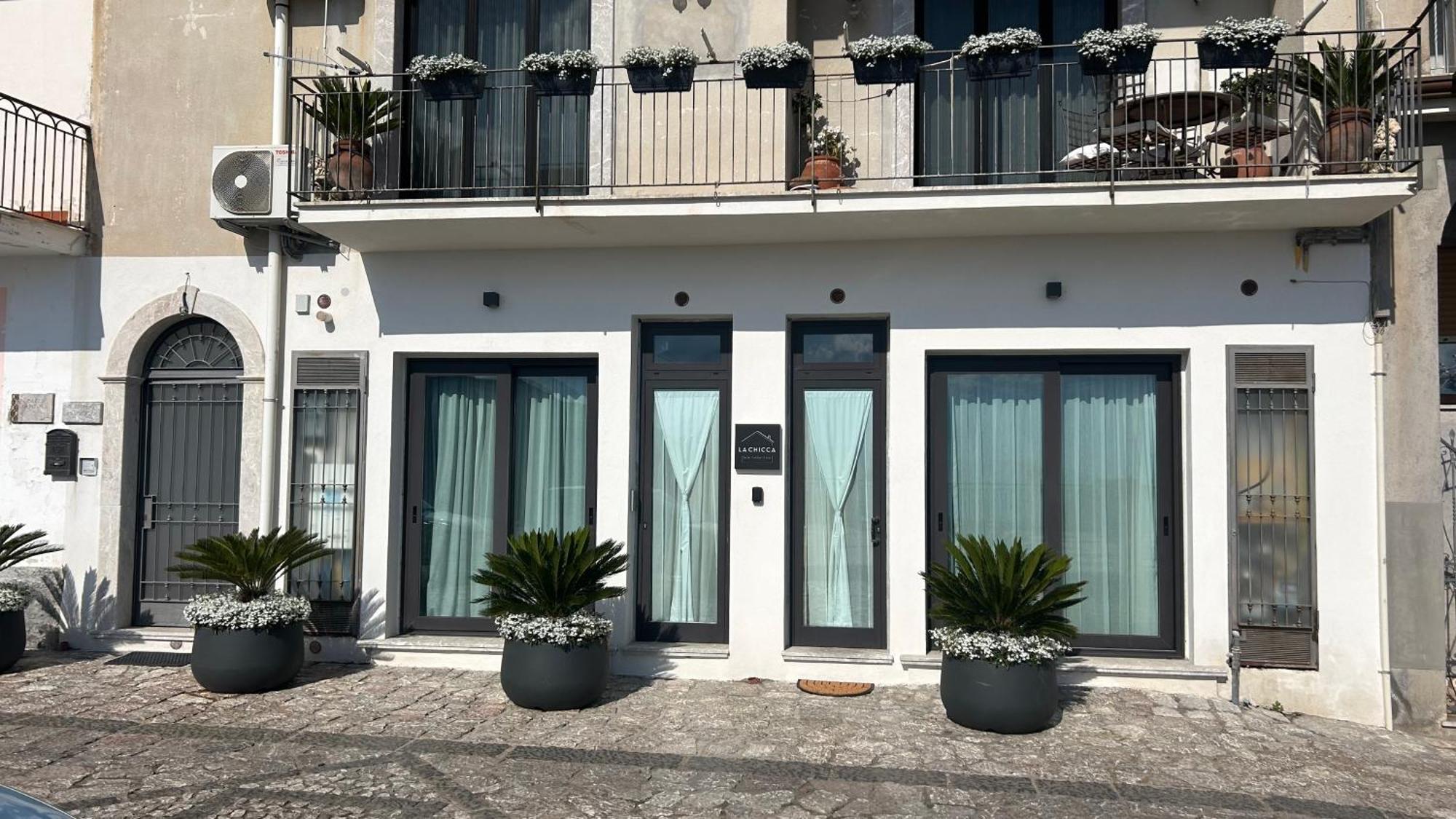 La Chicca Sicily Holiday House カステルモーラ エクステリア 写真
